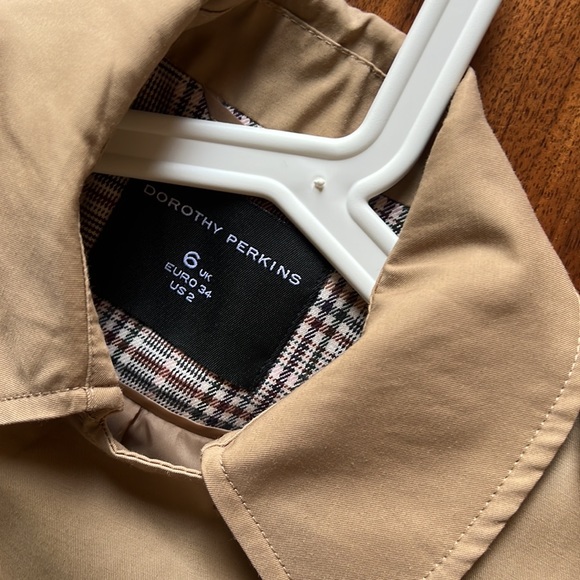 Dorothy Perkins trench coat size 2 - Picture 3 of 4